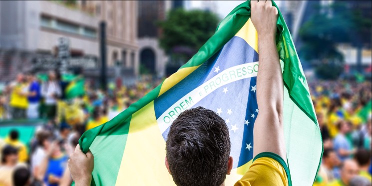 Patriotismo sim, nacionalismo não