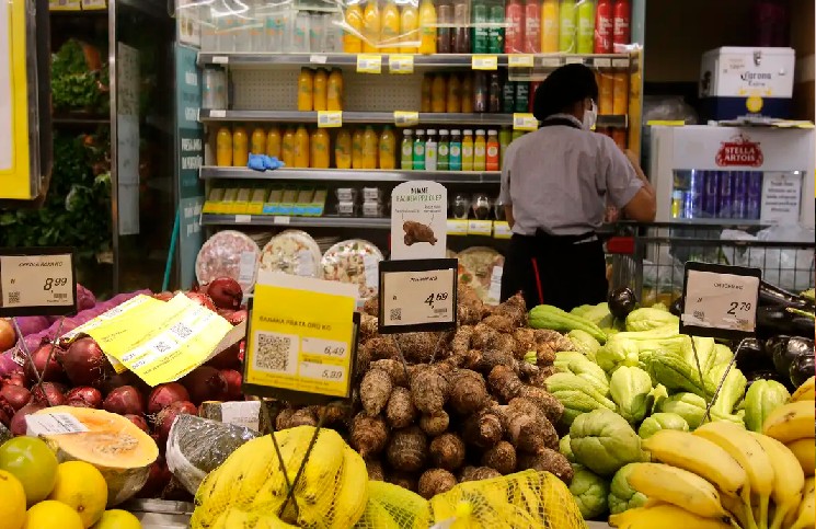 Inflação oficial fecha 2023 em 4,62%, abaixo do teto da meta 