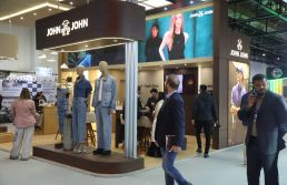 Grupo Veste inclui John John em sua estratégia de franchising; Dudalina já segue por esse caminho 